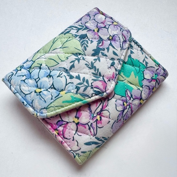 Vera Bradley Wallet - Picture 1 of 4